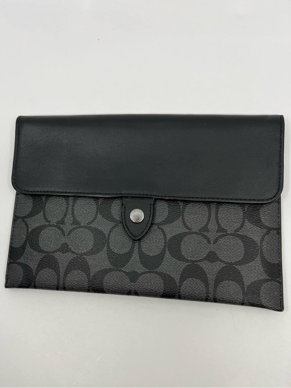 Coach Mini Tablet Sleeve In Signature Canvas Style # C2024 Gunmetal/Charcoal